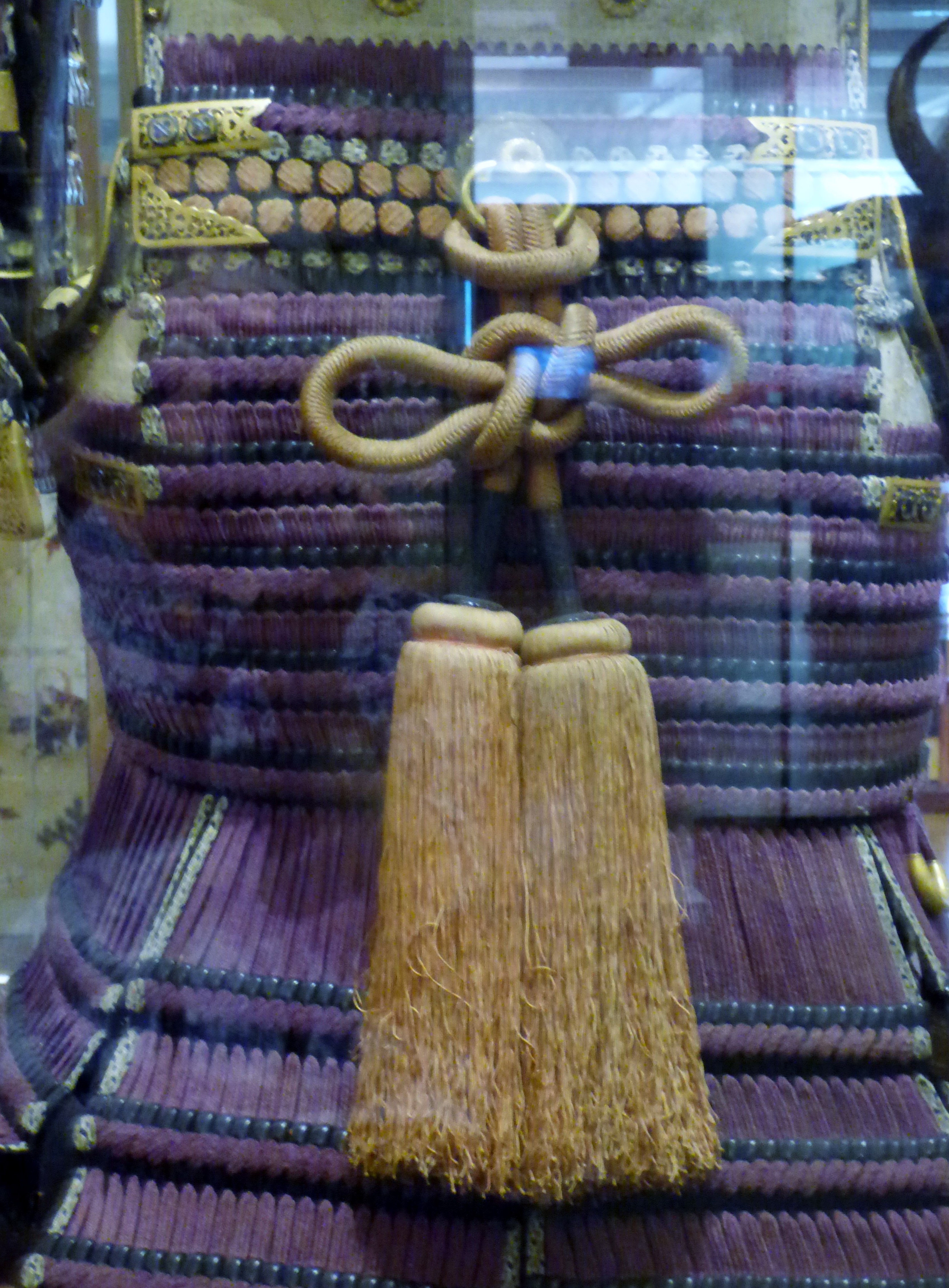 back view of JAPANESE ARMOUR, 18th century, Royal Armouries Museum, Leeds