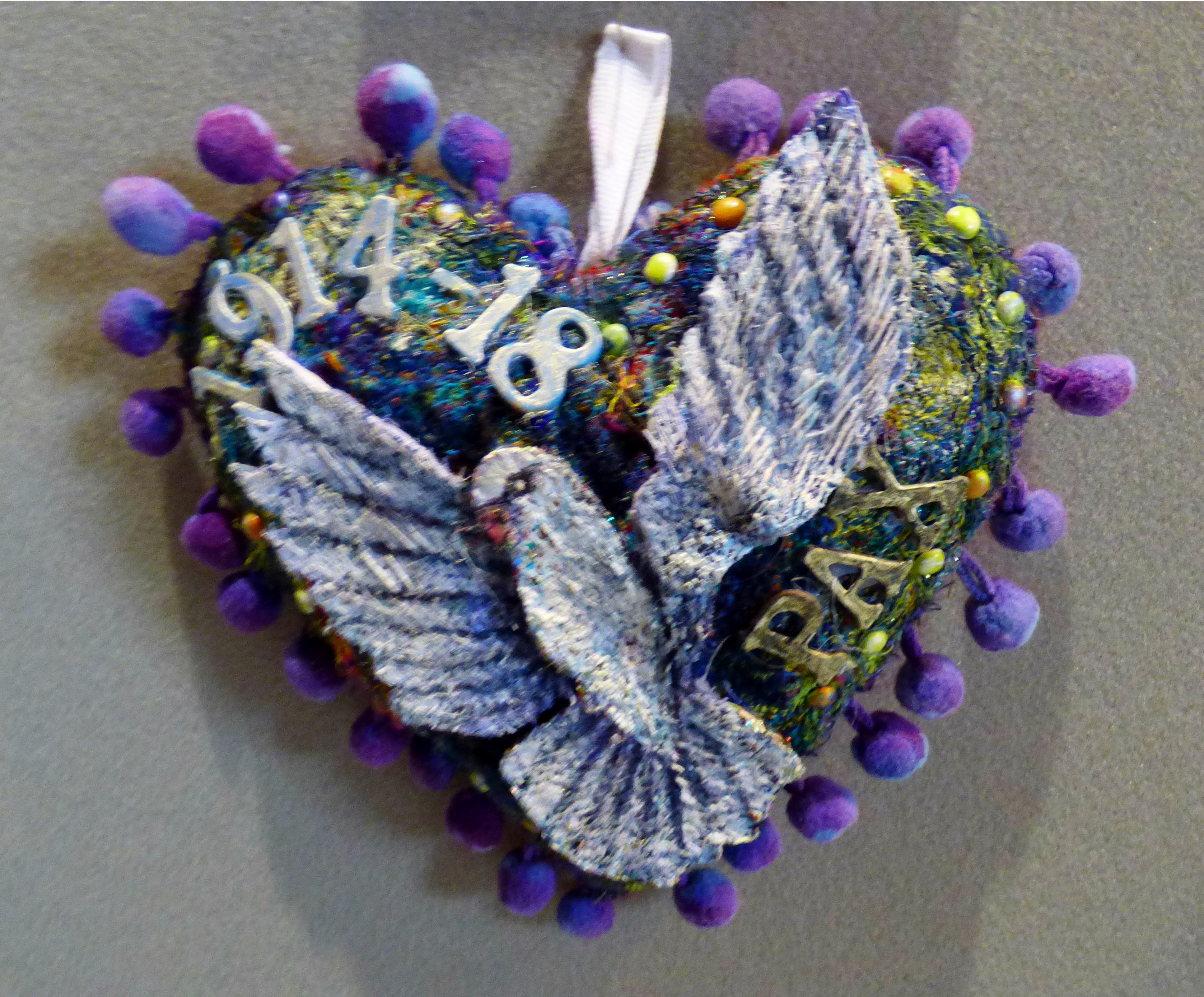 PEACE DOVE by NIKKI PARAMENTER, in memory of a time when peace was lost, 100 Hearts exhibition, Liverpool Cathedral, Sept 2018