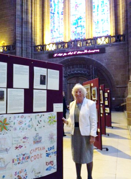 Rubina Porter MBE with the Sreepur ENDEAVOUR quilt 2018
