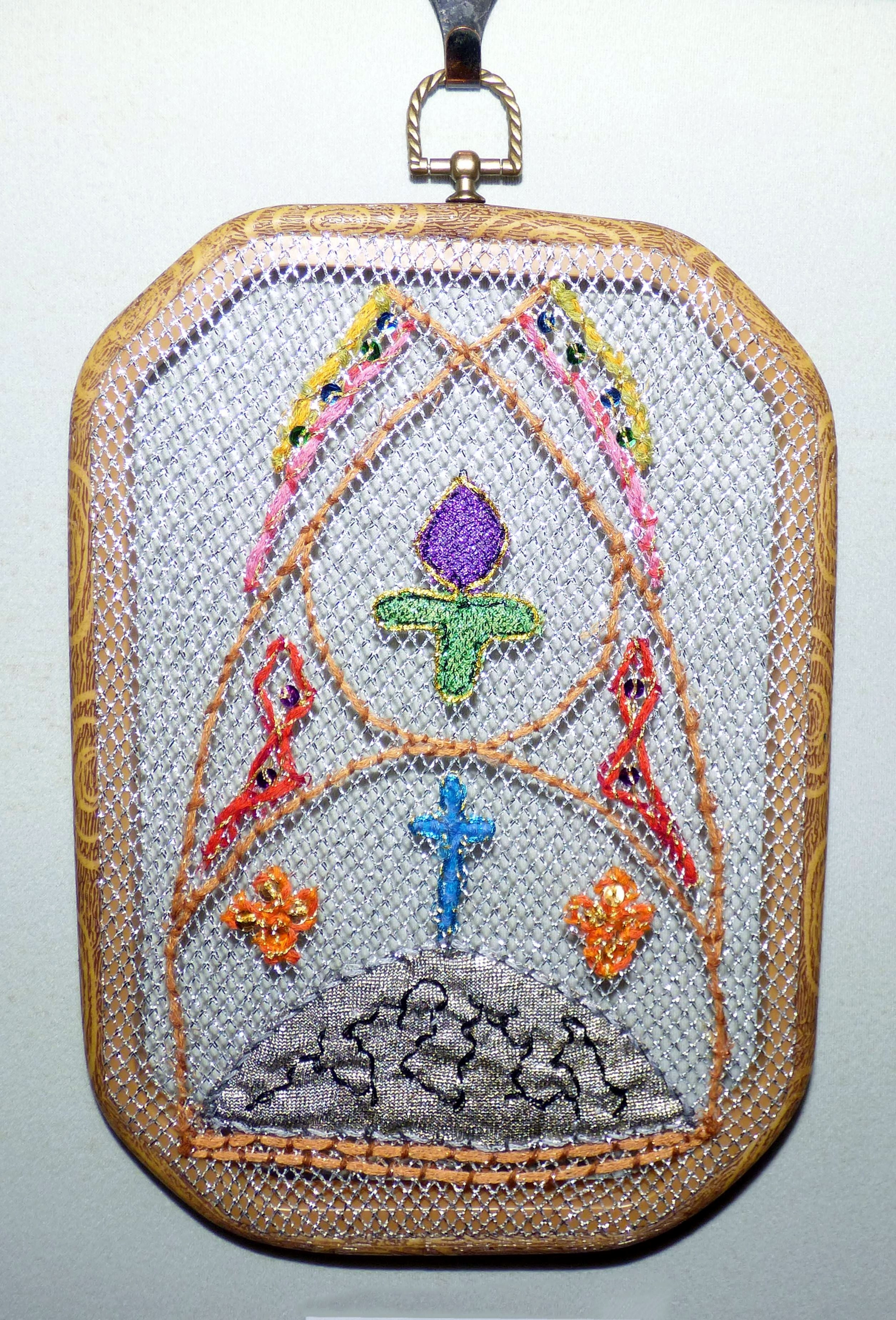 MINIATURE STAINED GLASS WINDOW by Eileen Sampson, mixed media ,wool and metallic threads with appliqué on silver mesh, Exhibition at All Hallows Church, September 2022