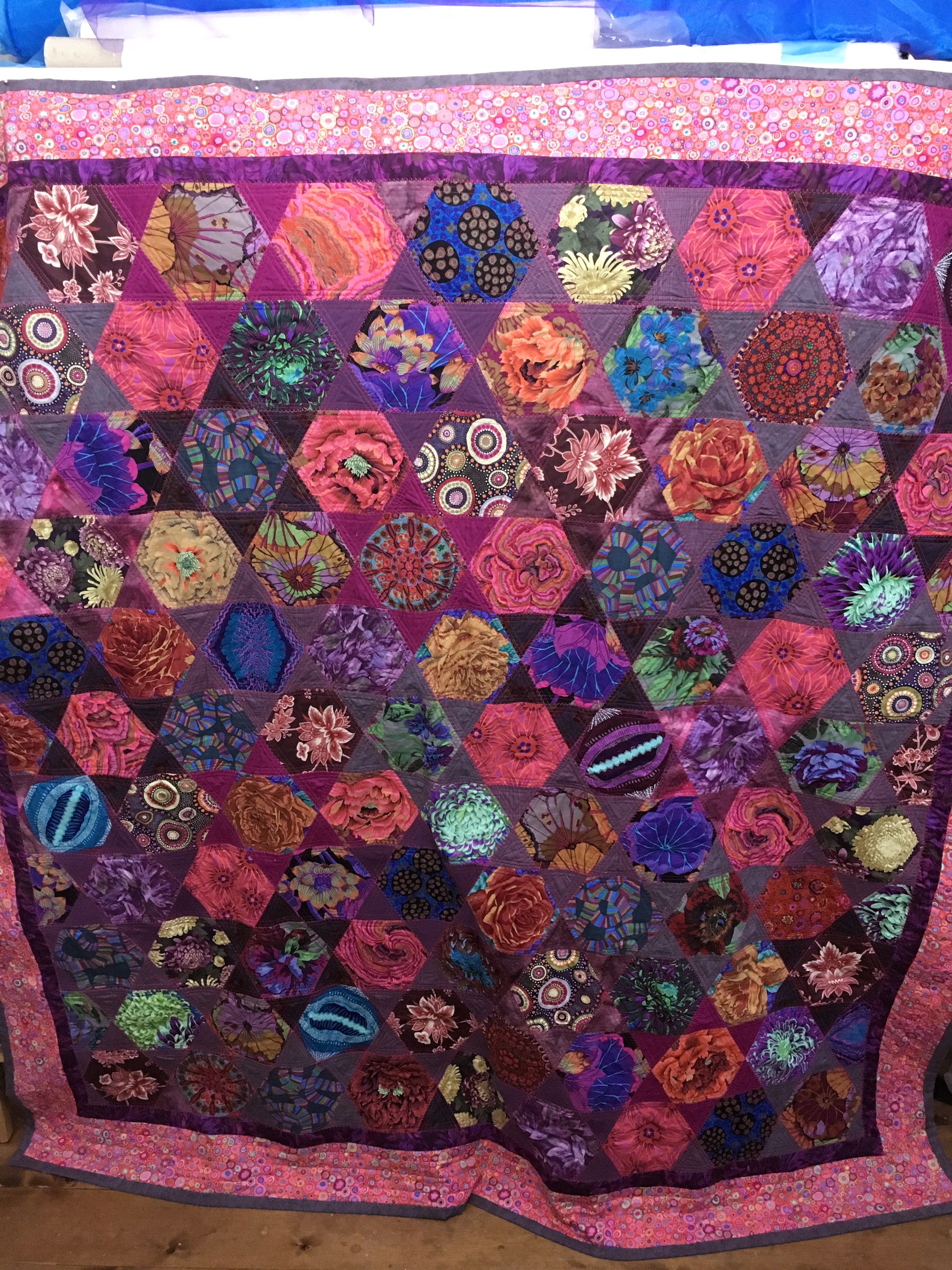 completed Kaffe Fassett quilt by Gill Roberts