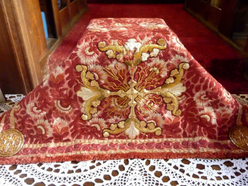 Chalice Veil  by Leek School of Embroidery in St. Leonard\'s Church, Ipstones, Staffs.  They are decorated with patterns based on traditional Indian designs