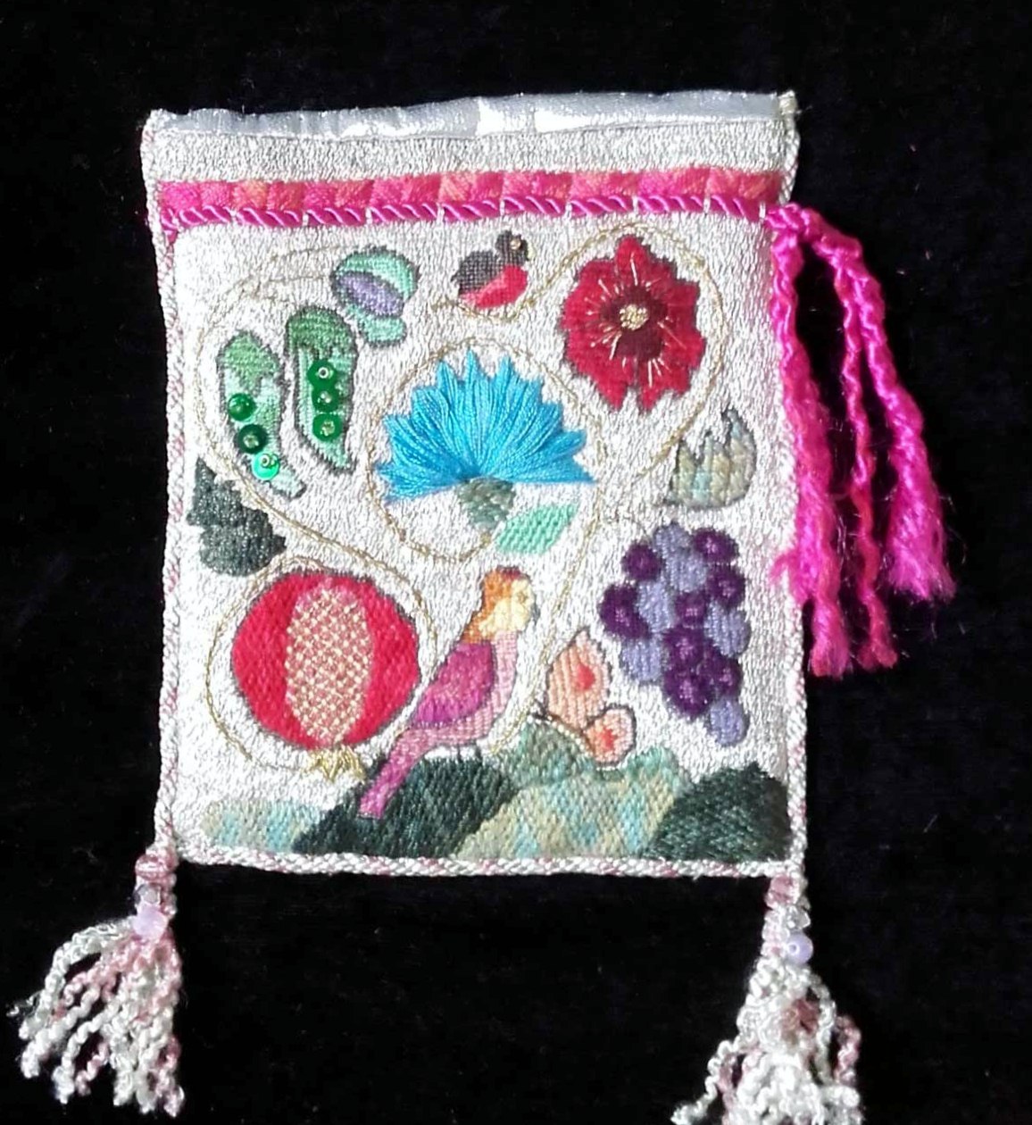 SILVER SWEETIE BAG by Mal Ralston, hand embroidery, MEG display at NW Regional Day 2021