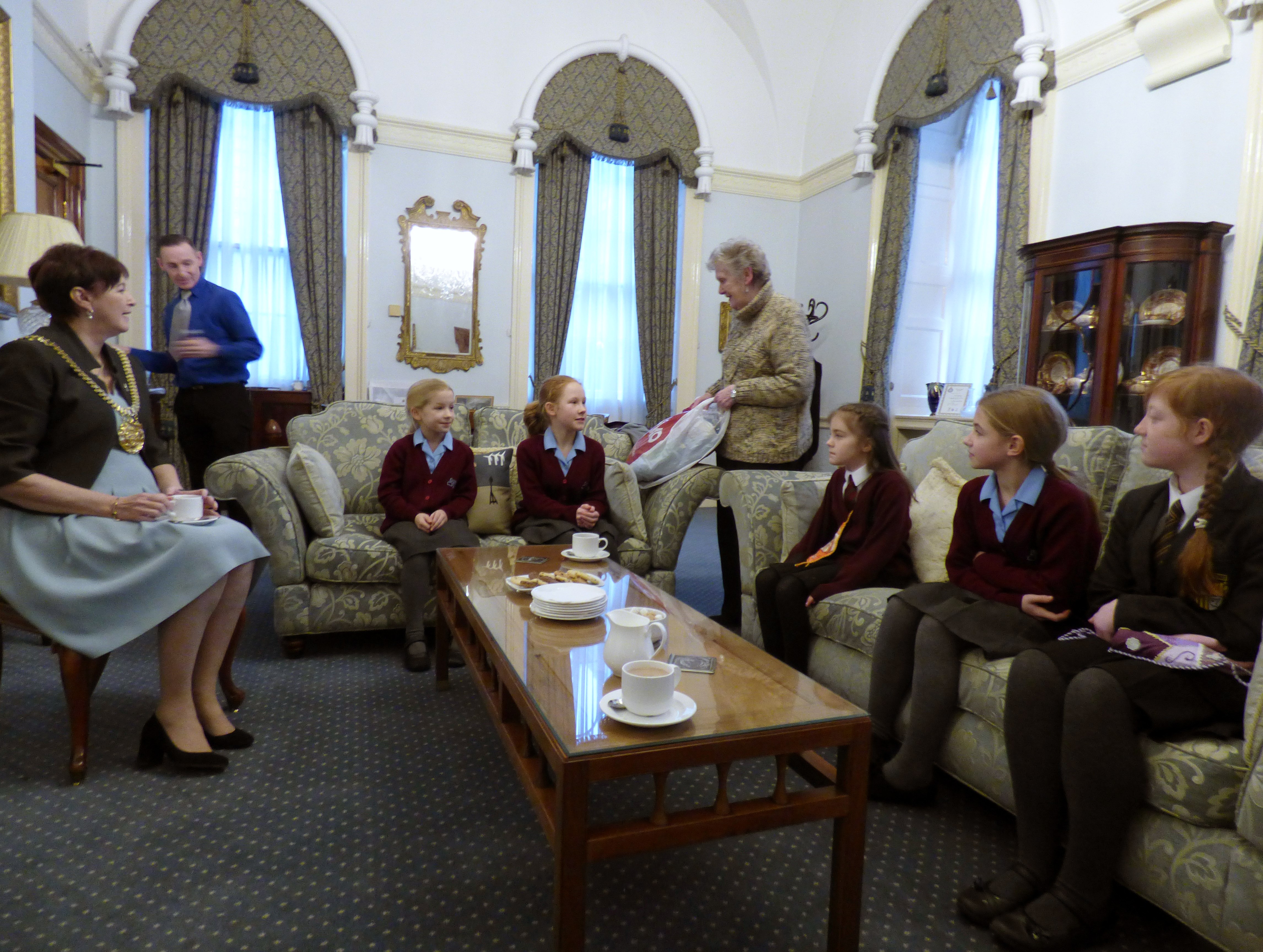 Merseyside YE at Liverpool Town Hall, Jan 2017. We presented a cushion to Liverpool Lord Mayor Cllr. Roz Gladden