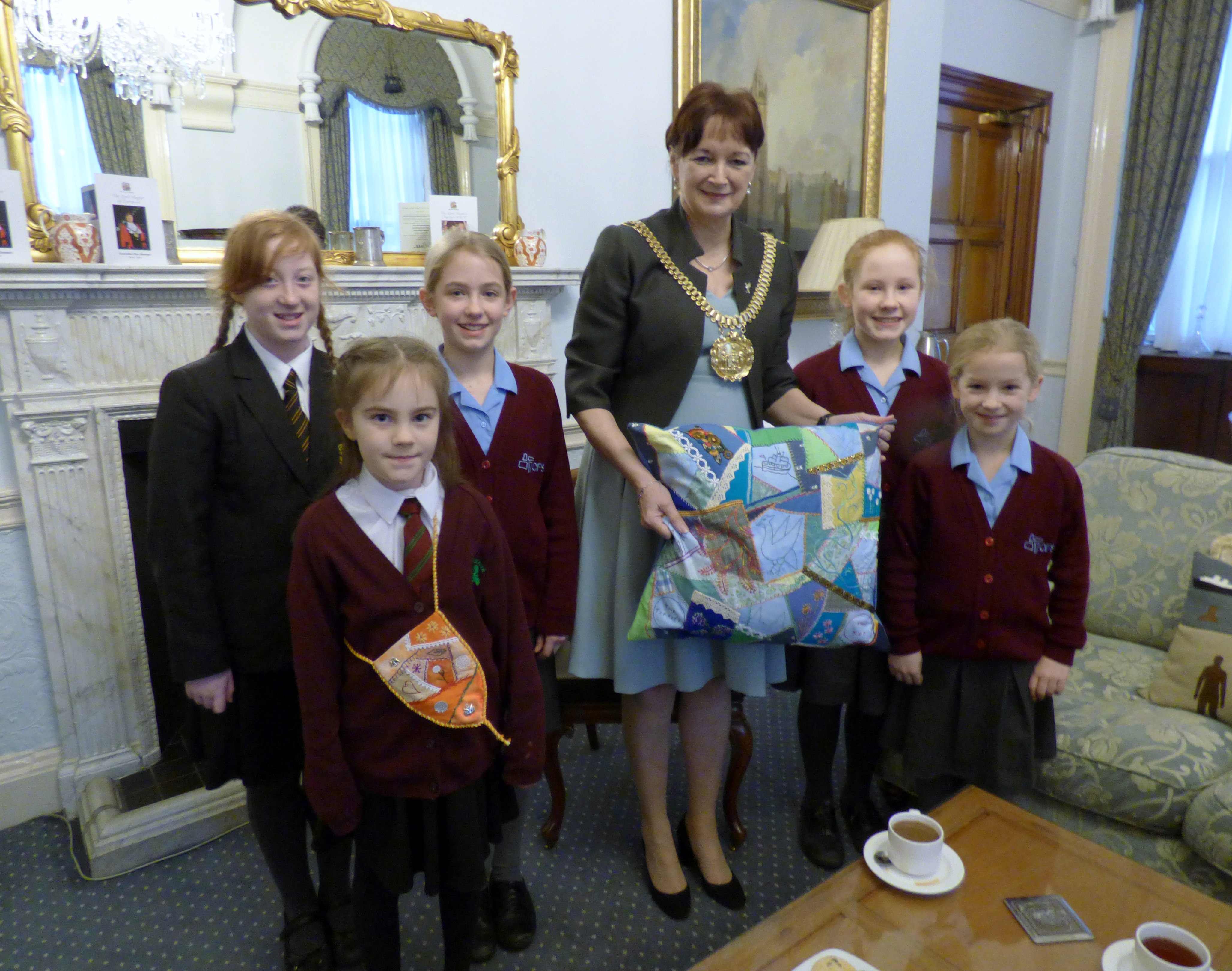 Merseyside YE at Liverpool Town Hall, Jan 2017. We presented a cushion to Liverpool Lord Mayor Cllr. Roz Gladden