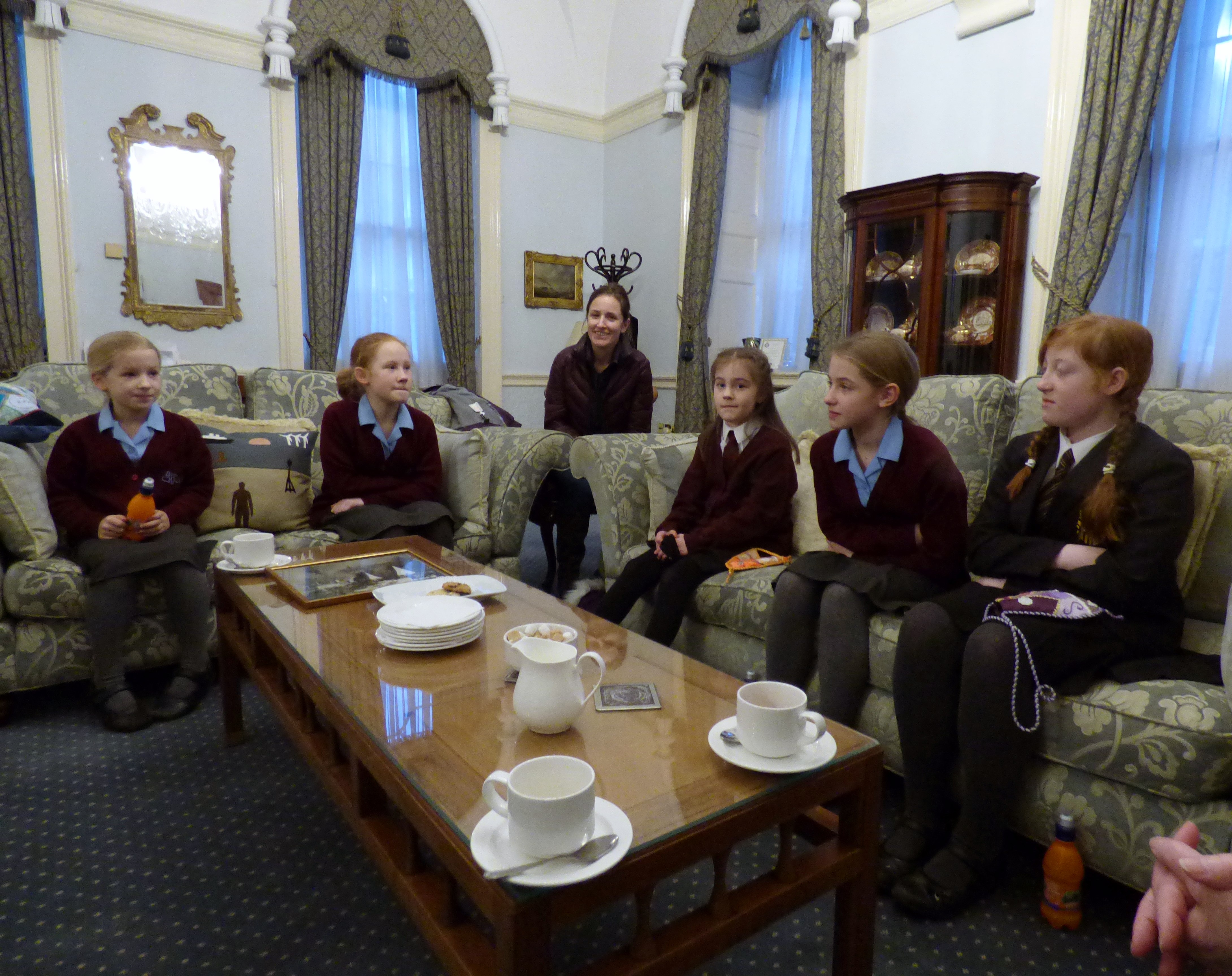 Merseyside YE at Liverpool Town Hall, Jan 2017. We presented a cushion to Liverpool Lord Mayor Cllr. Roz Gladden
