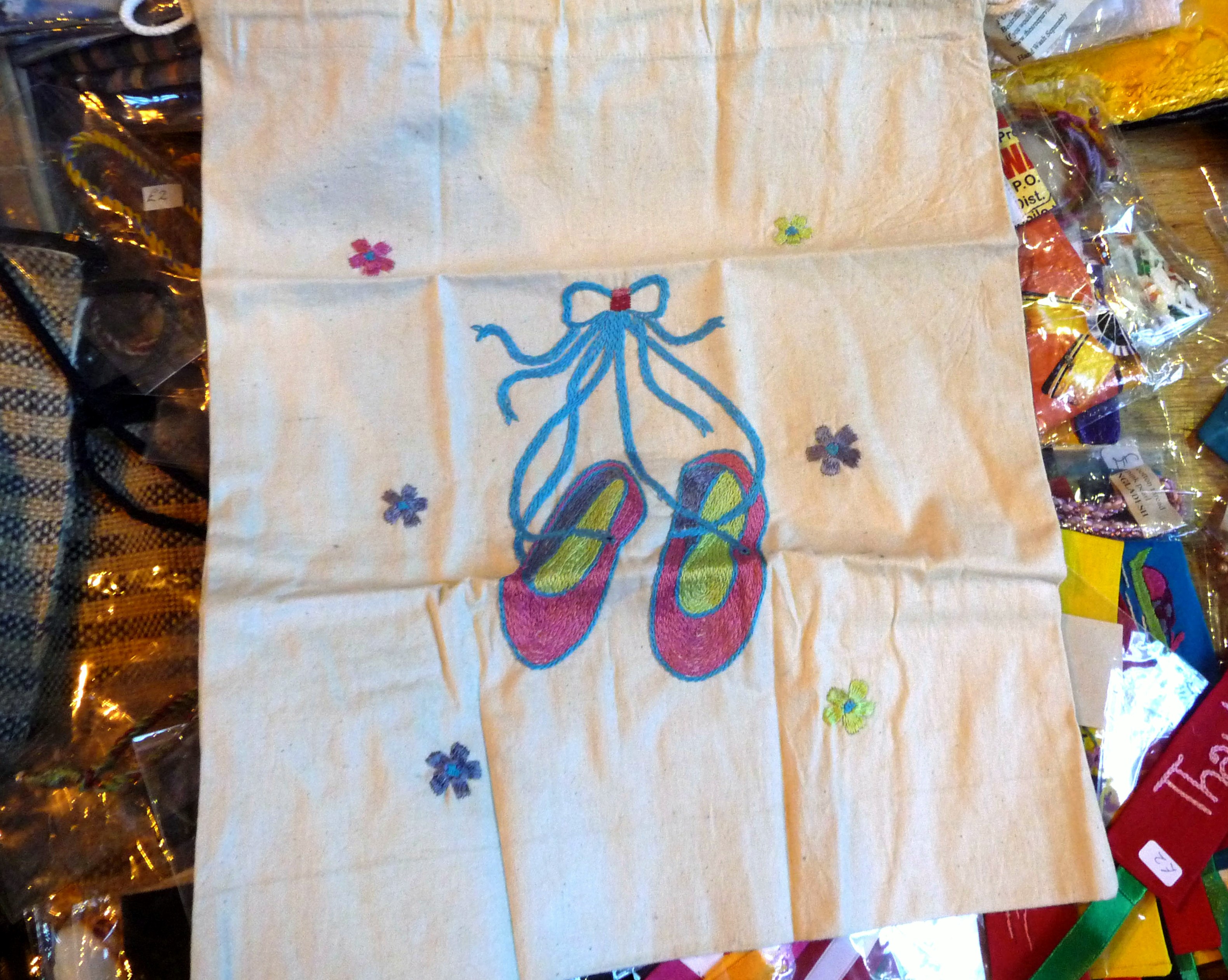 embroidered shoebag made in Sreepur, Bangladesh