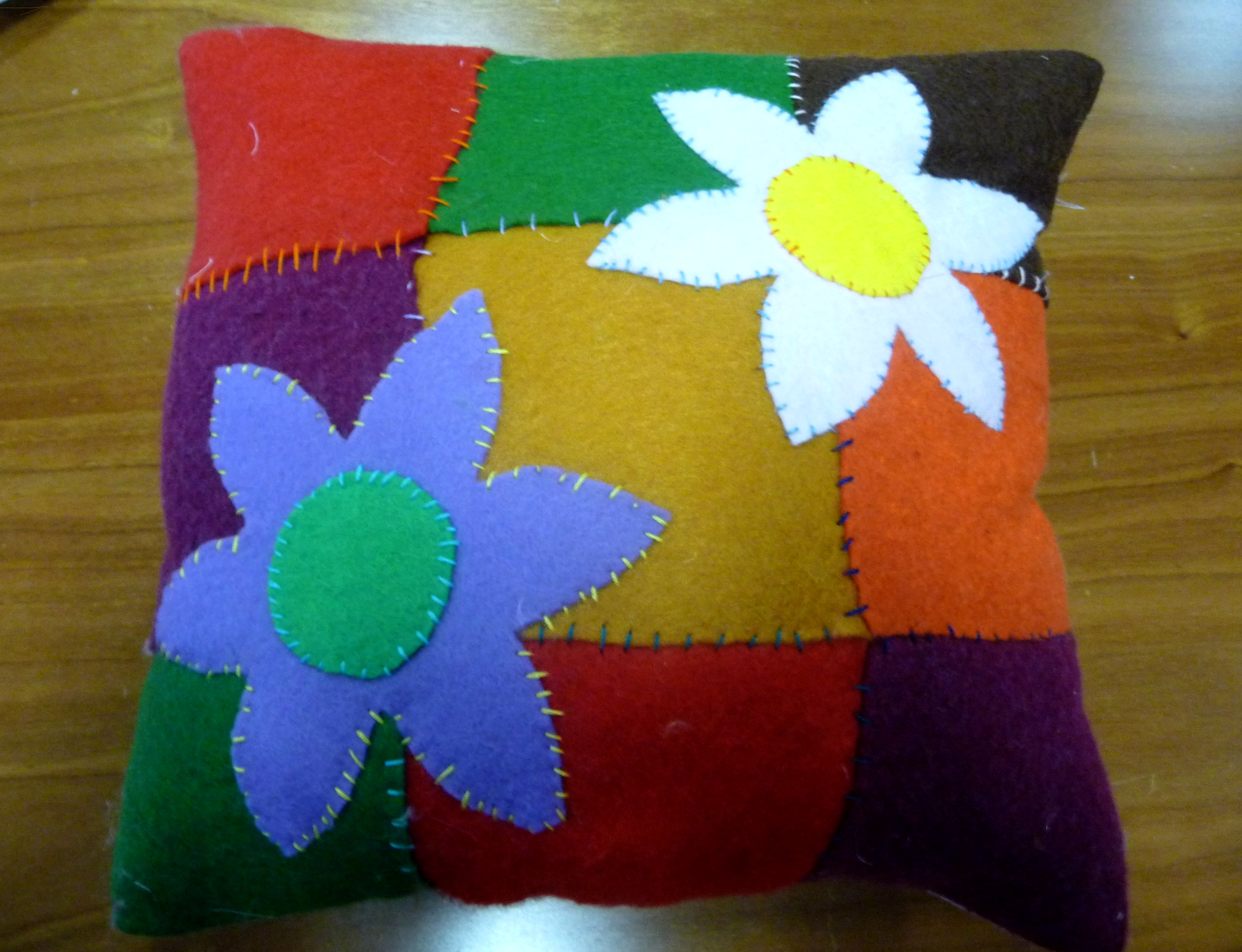 another completed applique cushion at YE group meeting in March 2015