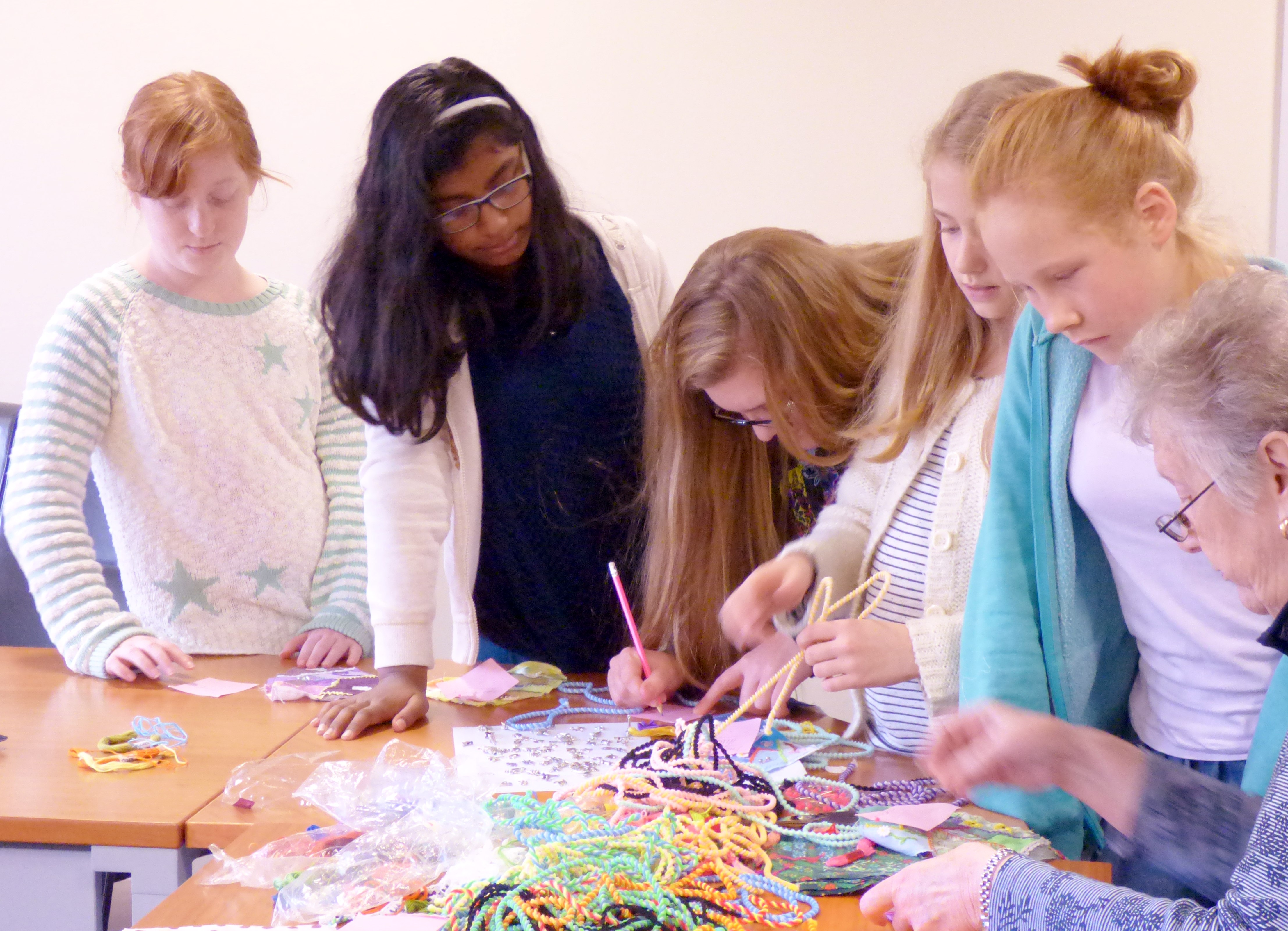 lots of decisions to be made while choosing straps for our YE crazy patchwork bags, Nov 2016